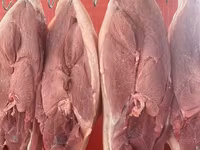 猪肉 订购 Доброго времени Продаю мясо свинины-тушами пол туши. Кусками — фото 5