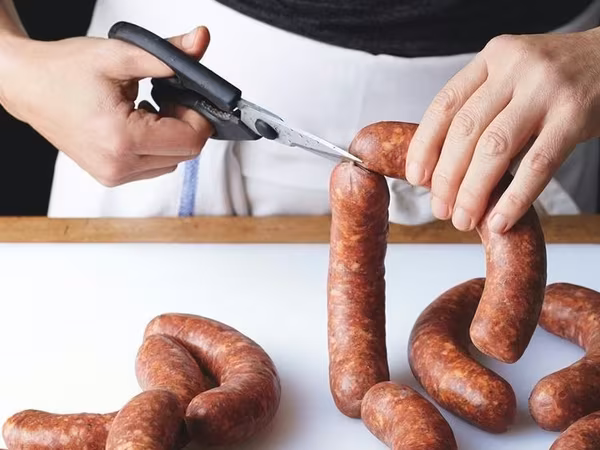 Колбасы сыровяленные, сырокопчёные, варёные, варёнокопчёные и многое многое другое. Viber WhatsApp.