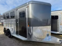 2026 Maverick Trailers Lite Deluxe Bumper Pull Horse Trailer — Foto 2